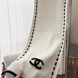 CHANEL CC LOGO CASHMERE SCARF WHITE 180CM