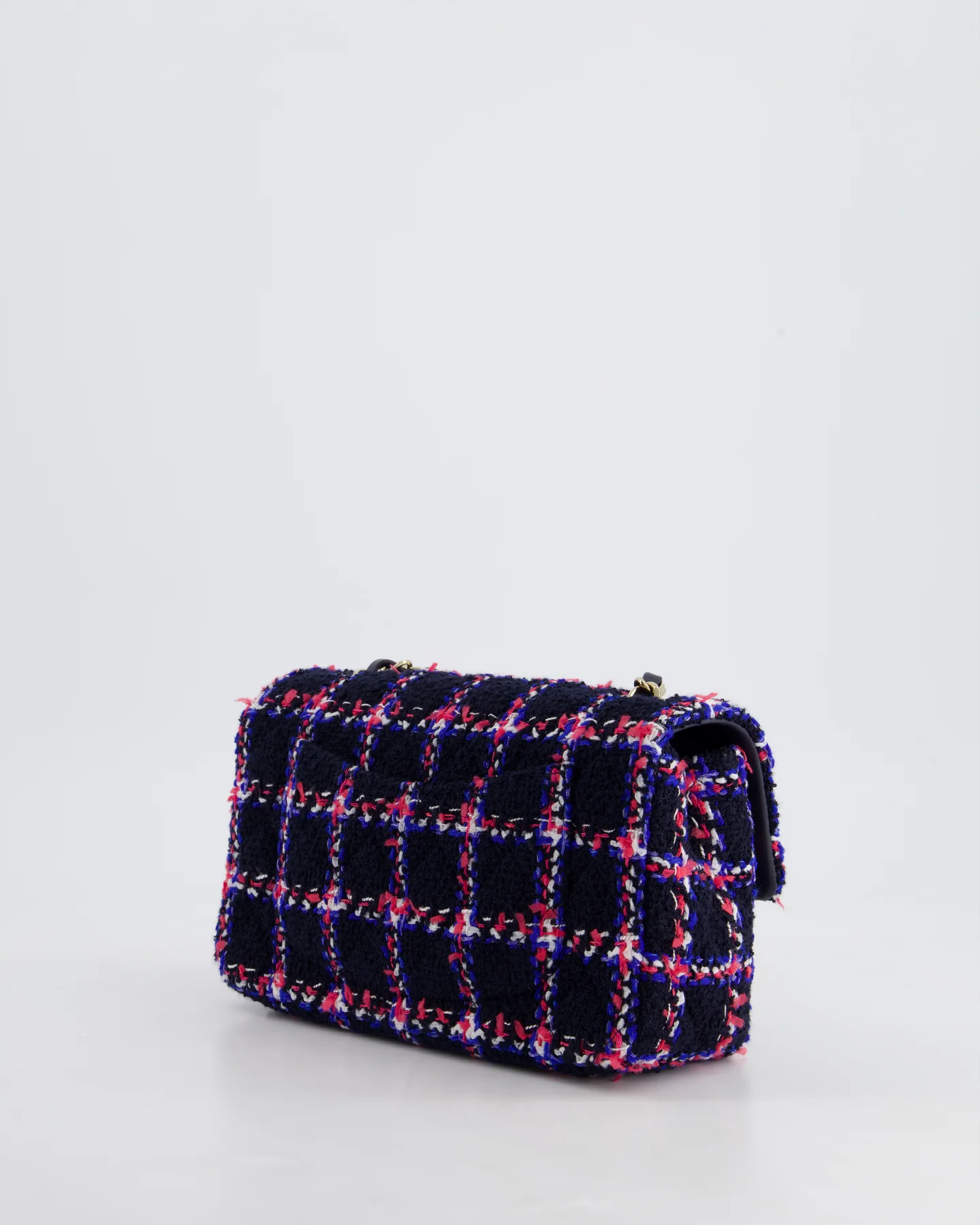 P241009105913-4-jpg-1_1440x1799