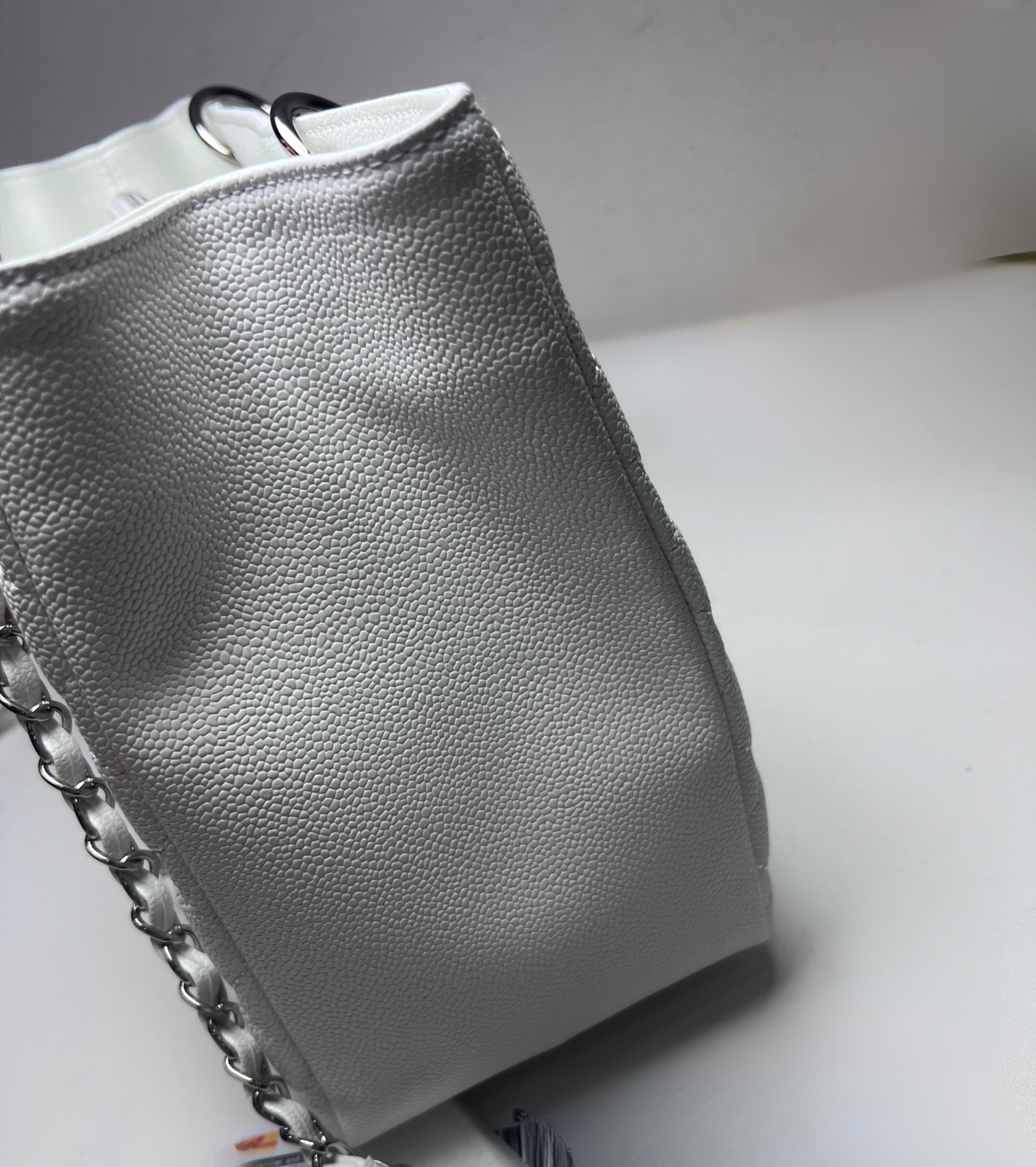 Chanel-Chain-Tote-Shoulder-Bag-3