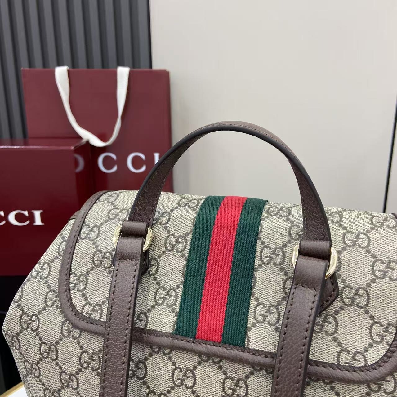 gucci-ophidia-medium-backpack-beige-dark-brown-12