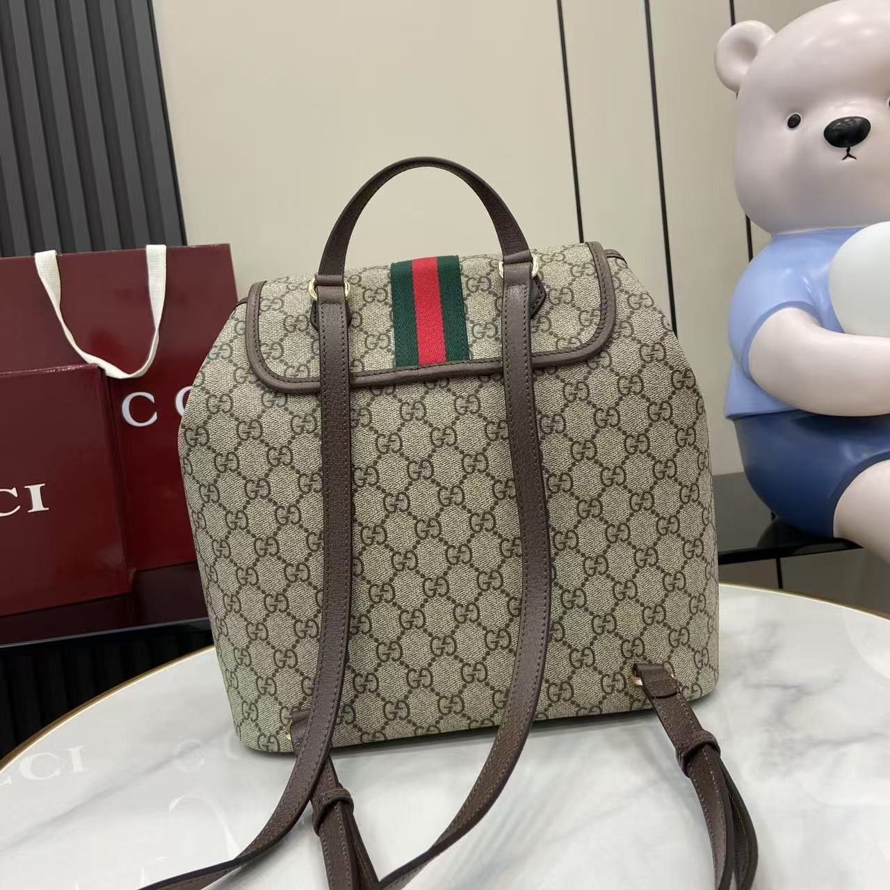 gucci-ophidia-medium-backpack-beige-dark-brown-3