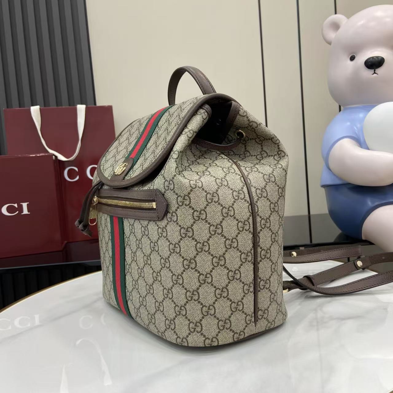 gucci-ophidia-medium-backpack-beige-dark-brown-6