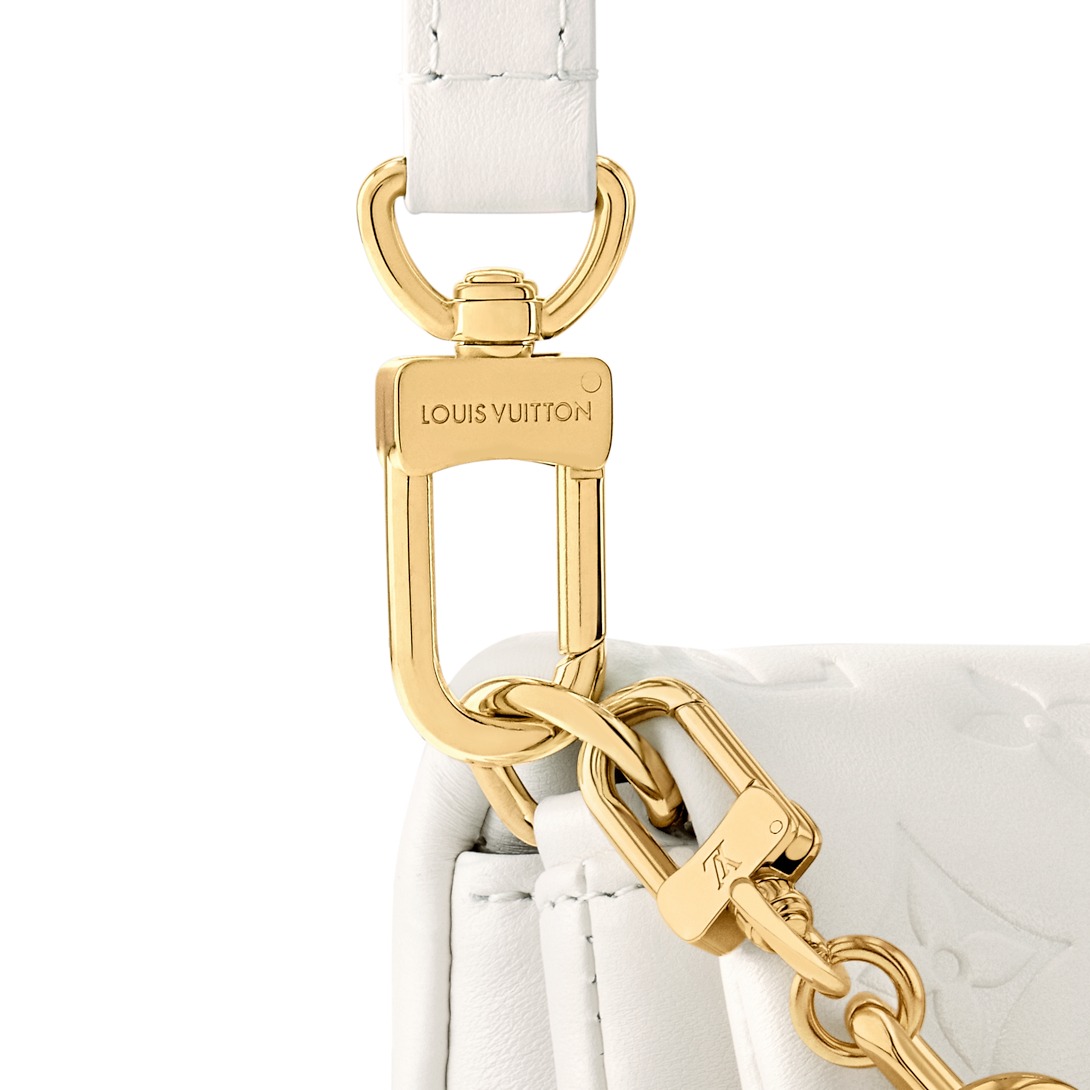 Louis-Vuitton-Pochette-Coussin-Shoulder-Bag-8.5in-21cm-Cream-Gold-Hardware-For-Women-M11331-4